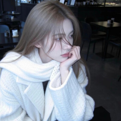 你可以偶尔忽略我 就像对待一个无关紧要的存在