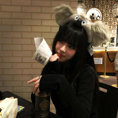 缠绕是命定的纹路