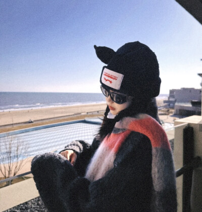 氛围感真人女头