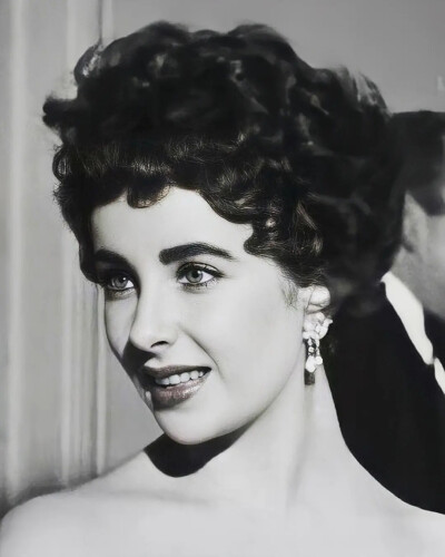 Elizabeth Taylor ​​​