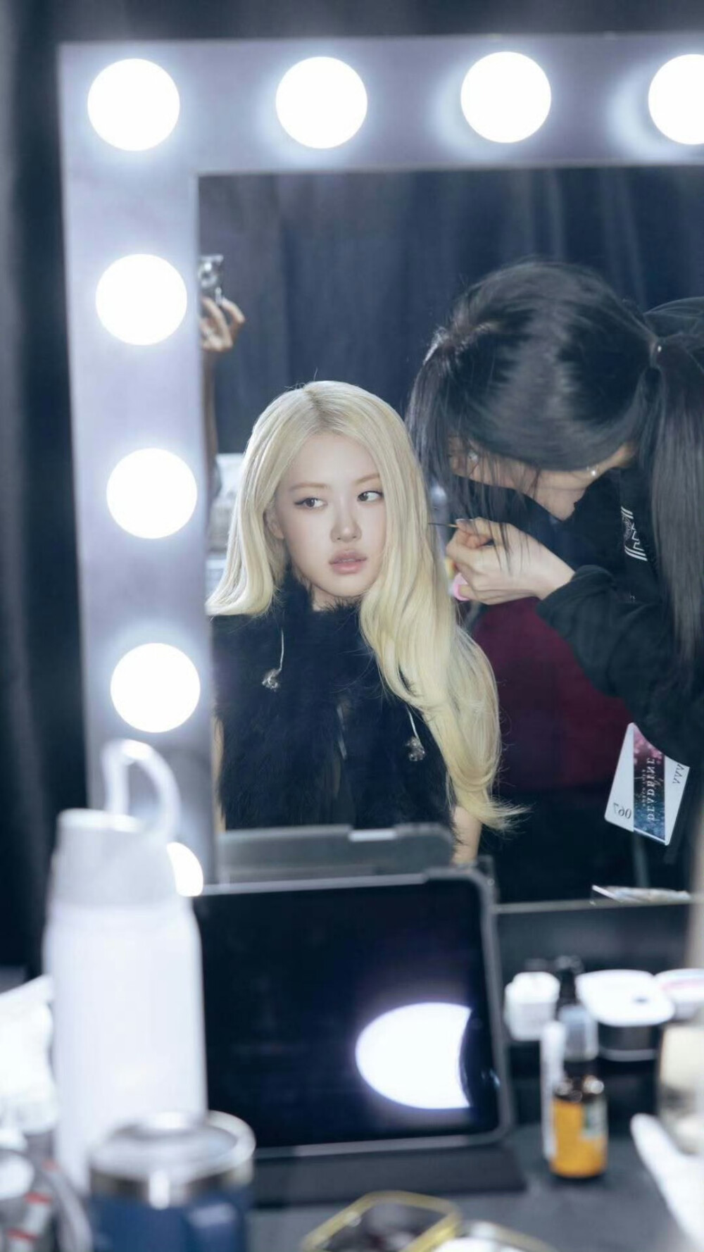 朴彩英 rosie rosé