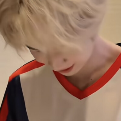 你却爱着一个馒头