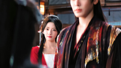 《入青云》
明意（卢昱晓饰）
纪伯宰（侯明昊饰）