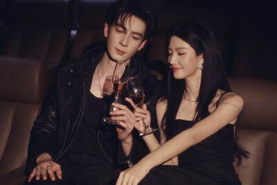 BY爱喝可乐的古娜小姐 中国 轧戏