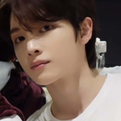 这集全是郑成灿