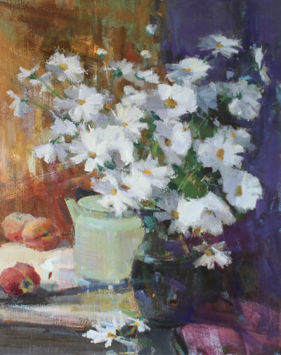 瓦迪姆·苏沃洛夫是一位俄罗斯当代具象画家，以融合写实基础与表现性绘画语言而受到关注。他的作品多以人物形象为核心，画面气氛冷静而略带忧郁，人物常处于沉思、停顿或内在张力积聚的状态。苏沃洛夫擅长运用克制的…