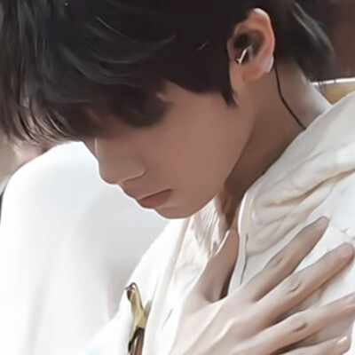 （ˆ ̳ , ̫ , ̳ˆ)"੭
