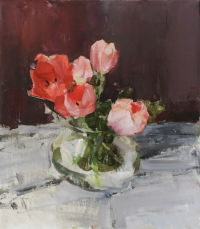 瓦迪姆·苏沃洛夫是一位俄罗斯当代具象画家，以融合写实基础与表现性绘画语言而受到关注。他的作品多以人物形象为核心，画面气氛冷静而略带忧郁，人物常处于沉思、停顿或内在张力积聚的状态。苏沃洛夫擅长运用克制的…