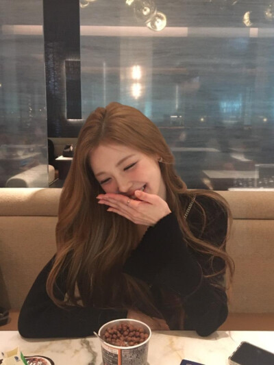 hearts2hearts yuha柳河岚