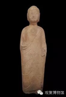 汉白玉佛立像
唐代 公元 618-907
观复博物馆藏
