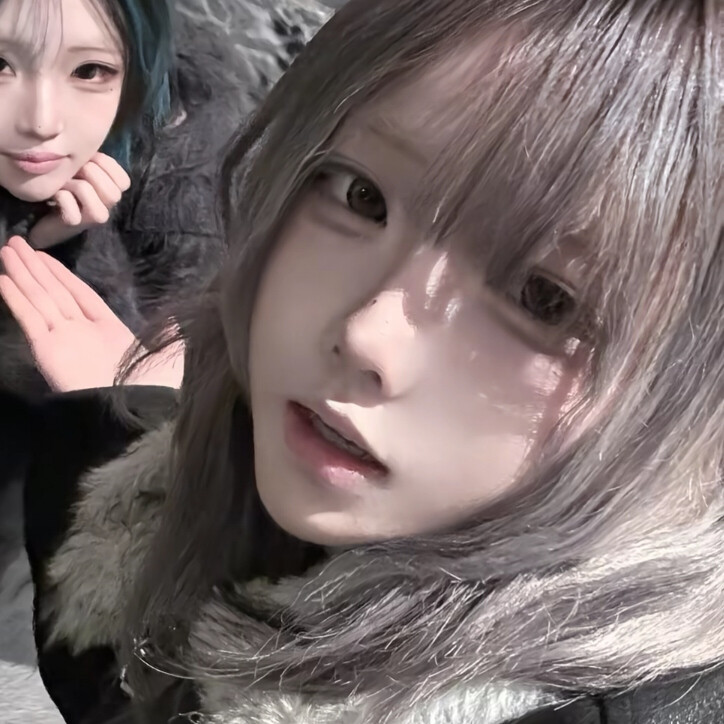 听说唱真的是一种很好的显化 我人本就自大 上了大学后每月听八十个小时的中文hiphop一年后比我膨胀的只剩外卖神券了 每天脑子里都是老子就是牛n 就是口巾 就是凭借才华易如反掌地年少成名 就是I’m effortless mama u raised a genius 成本只有一个音乐软件会员就能每天都很爽很嗨 呃