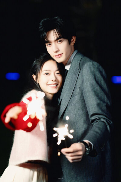 骄阳似我
宋威龙✖️赵今麦 ​​​