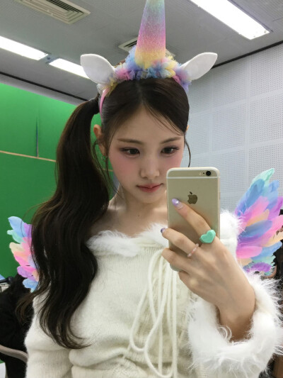 babydontcry yihyun曺彝晛