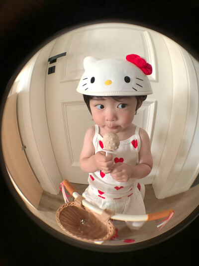 开心耳朵会竖起来因此被当塑料袋拎走〃•ω‹〃♡