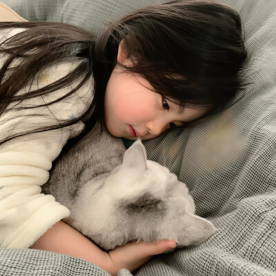 你身边可以不要有那么多人吗 我已经买不起醋了..|ω•๑)