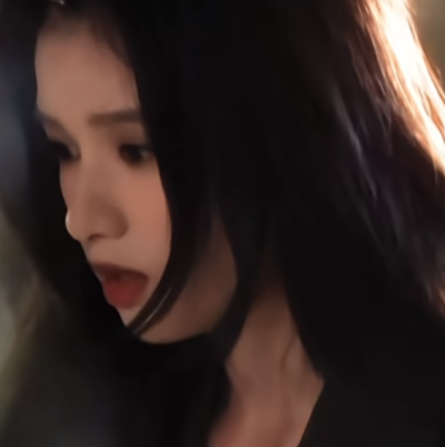 你的名讳是两枚未爆弹