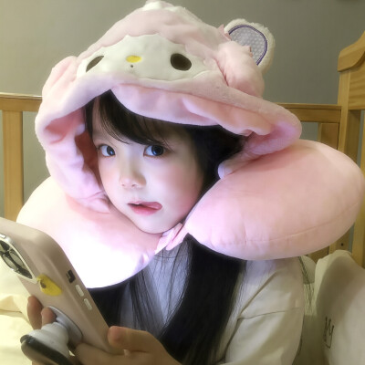 开心耳朵会竖起来因此被当塑料袋拎走〃•ω‹〃♡