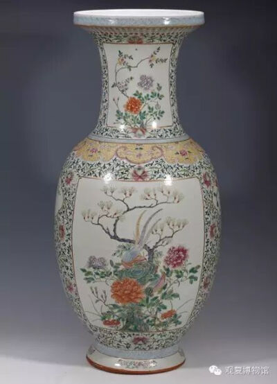 粉彩五伦大瓶 清乾隆
观复博物馆藏
