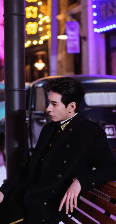 陈星旭《轧戏》肖稚宇