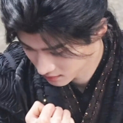 你轮回的印记 落在我眉宇