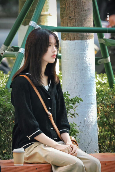 cr.予月诗·杨超越