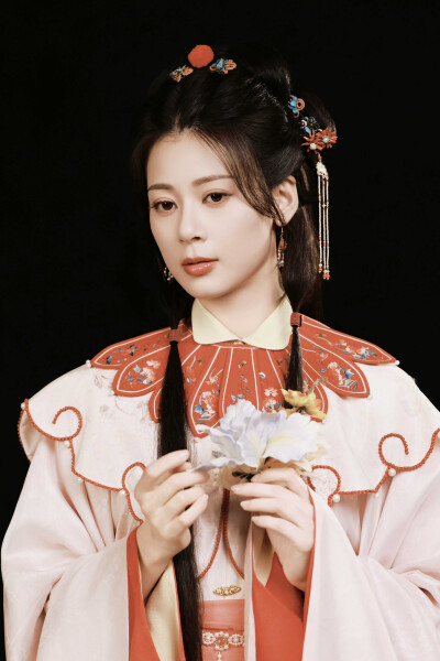 玉茗茶骨 沈湘灵