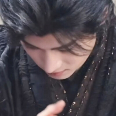 你轮回的印记 落在我眉宇