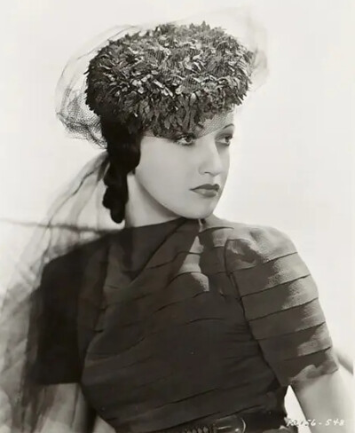 多萝西·拉莫尔