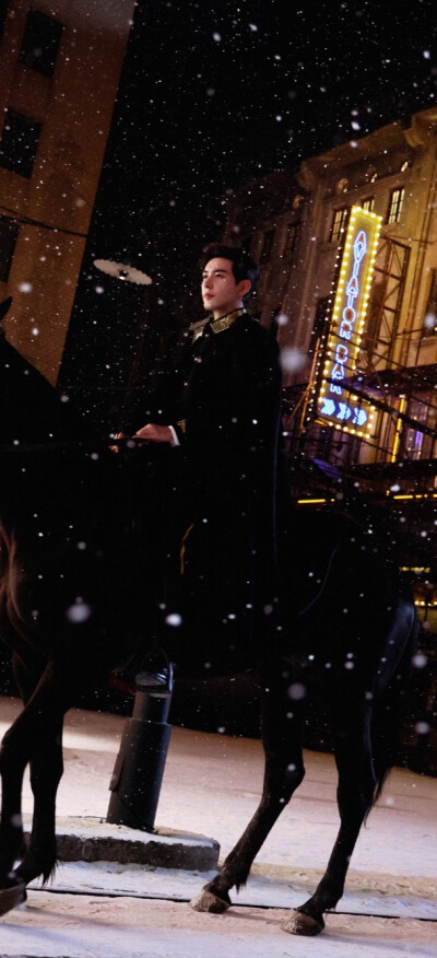 陈星旭《轧戏》肖稚宇