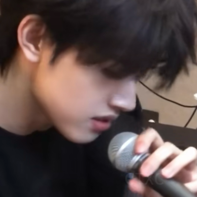 跟着红尘跟随我浪迹一生