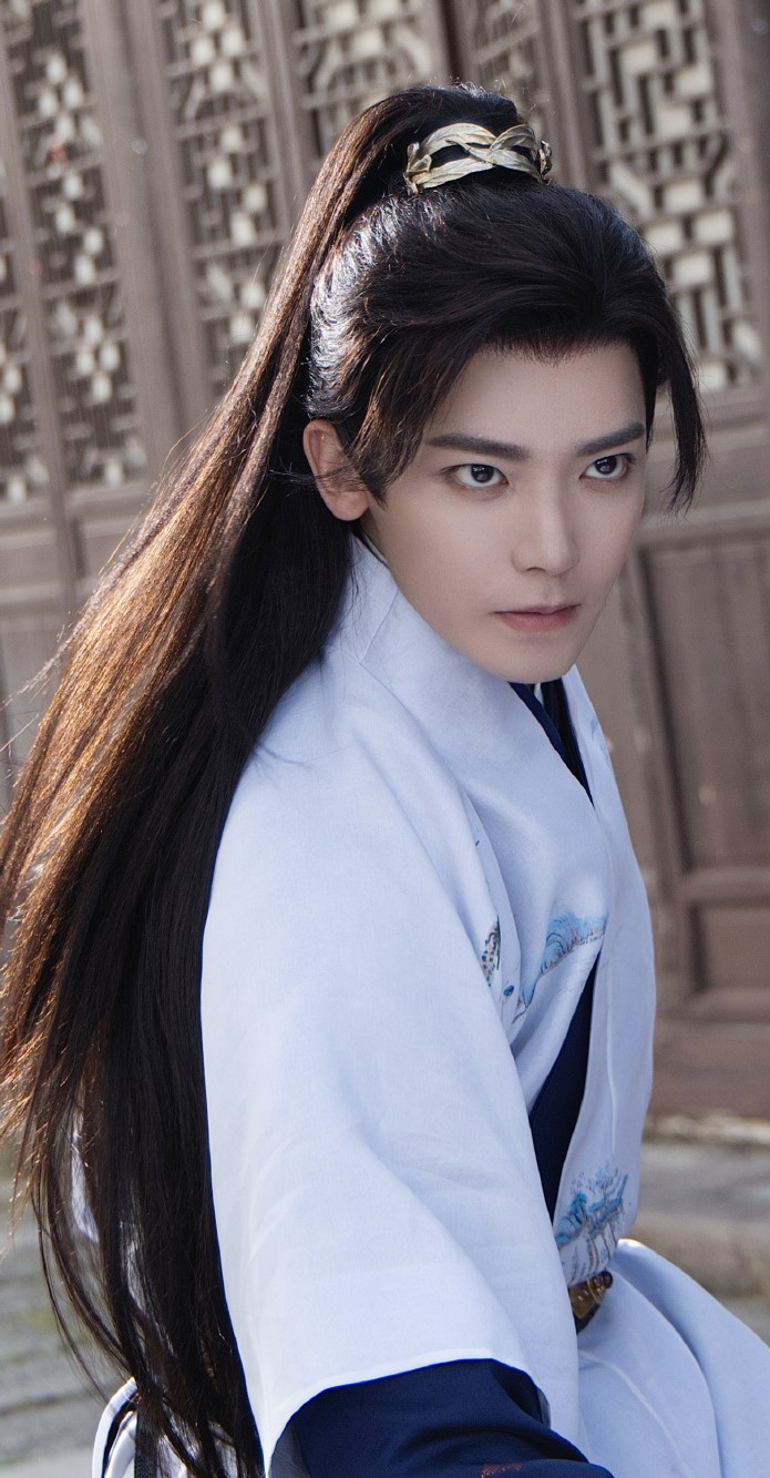 侯明昊 饰 陆江来/陆复生 《玉茗茶骨》
25.12.29