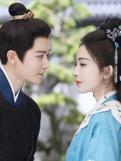 侯明昊 饰 陆江来/陆复生 《玉茗茶骨》
25.12.29