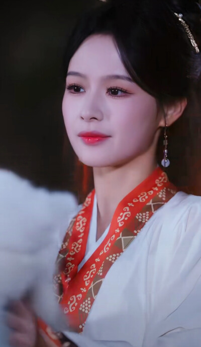 余茵/嫡女她嫉恶如仇