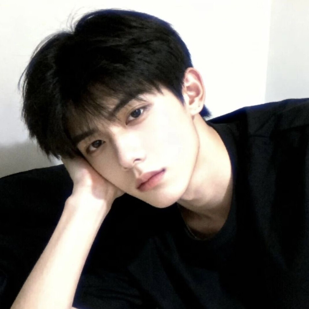 氛围感男生头像