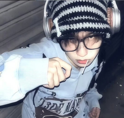 氛围感男生头像