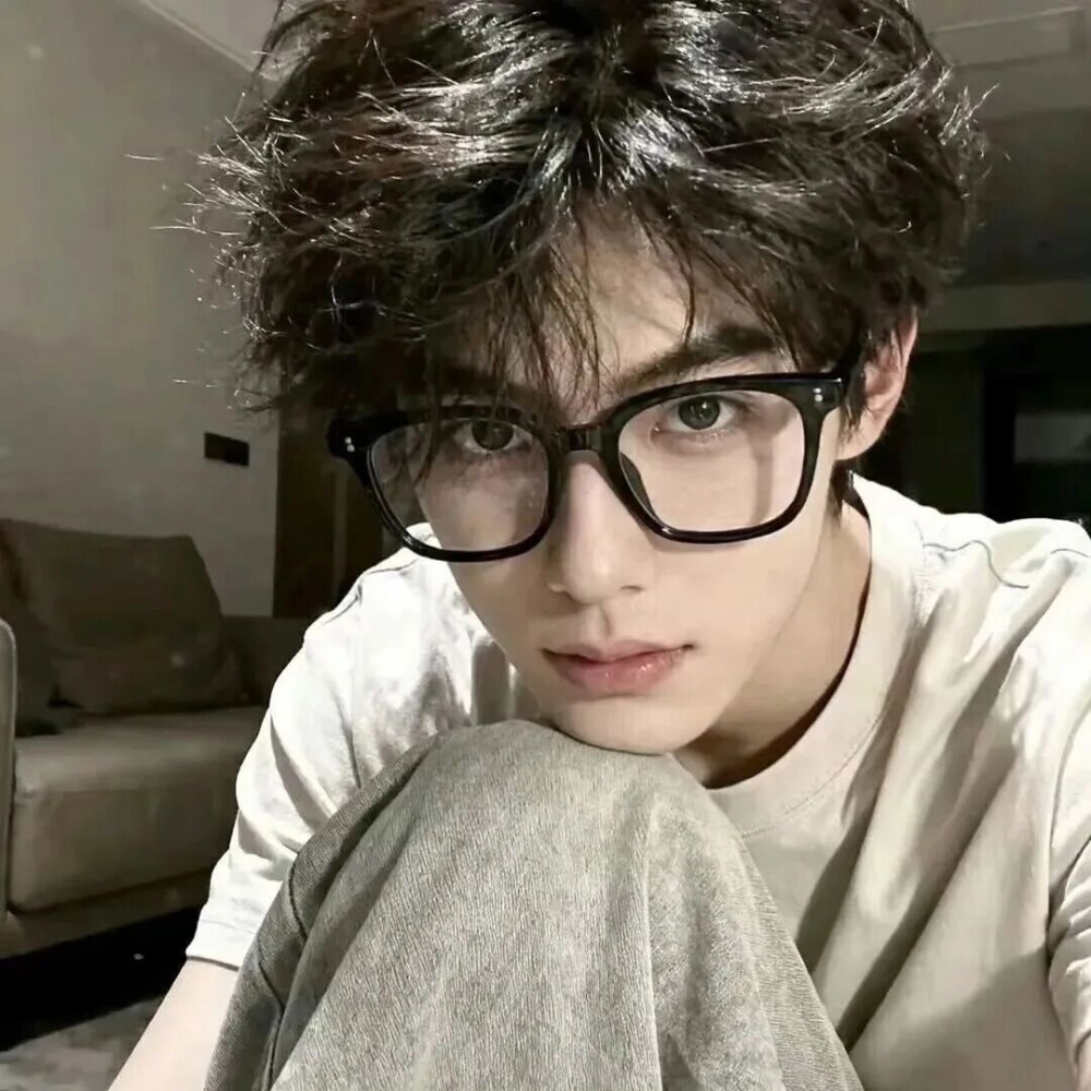 氛围感男生头像