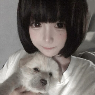 狗妹卖萌惹世乱