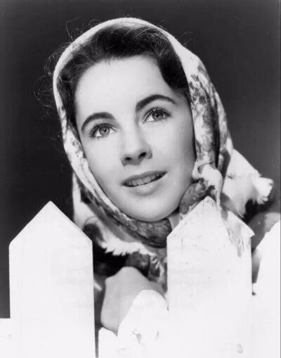 Elizabeth Taylor ​​​