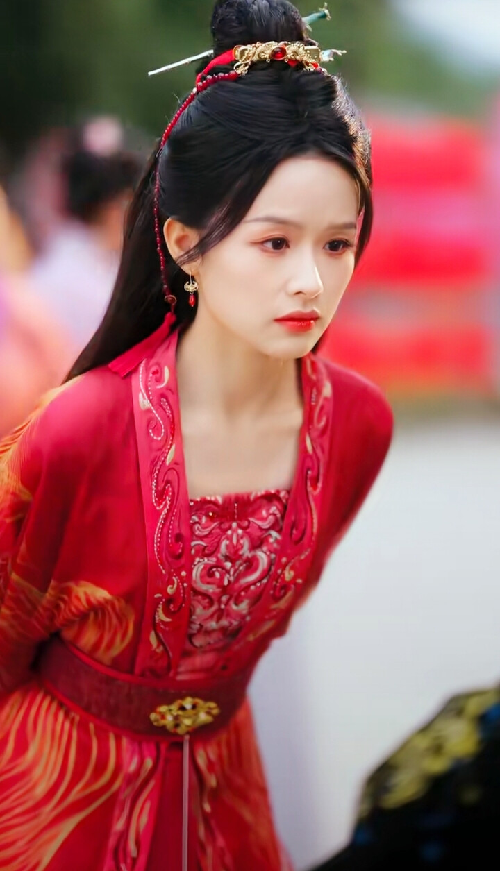 余茵/嫡女她嫉恶如仇