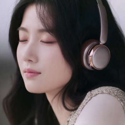 你为啥不能陪我玩一下呀(。ＯωＯ。)为啥(｀･_･)？为啥(ｏ･ω･)ﾉ？为啥(｀･ө･)？为毛嘞(｀ー´)