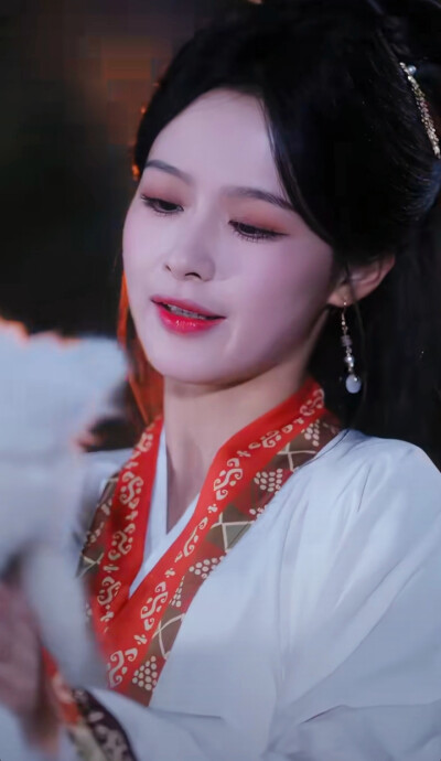 余茵/嫡女她嫉恶如仇