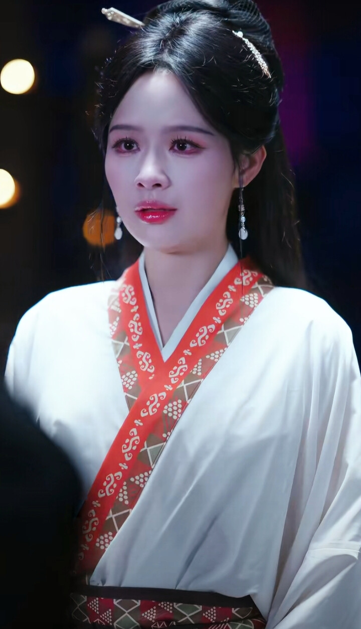 余茵/嫡女她嫉恶如仇