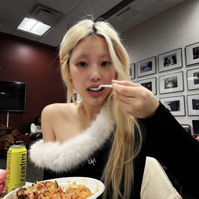 于是 把皱巴巴的我熨平