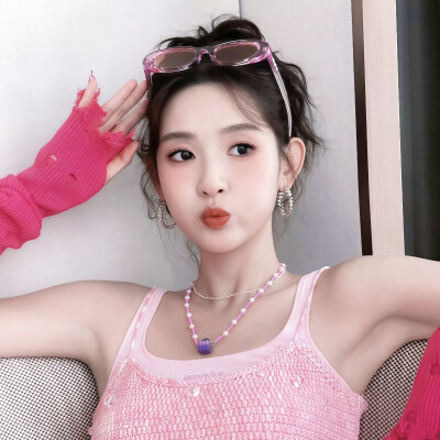 女生头像王玉雯