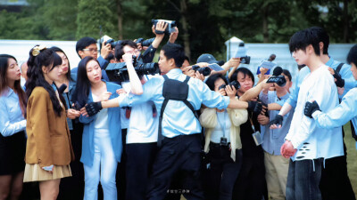 ‹炽热吸引› ​​​