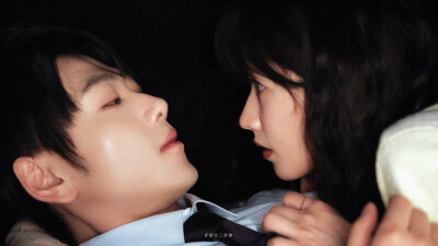 ‹炽热吸引› ​​​