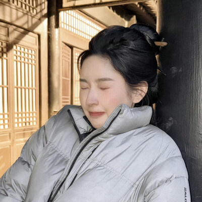 女生头像王玉雯