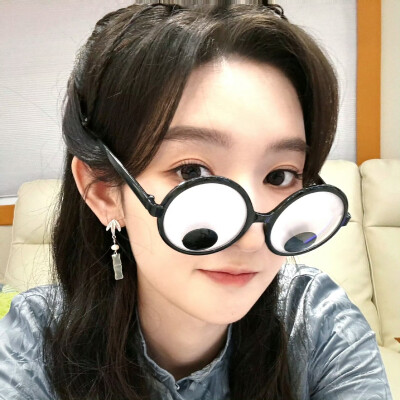 女生头像王玉雯