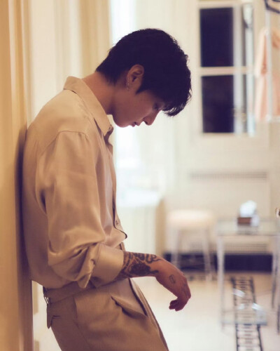 260112
zyobb ins更新柾国相关