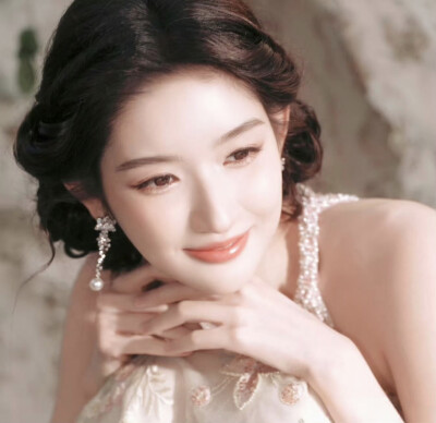 女生头像王玉雯